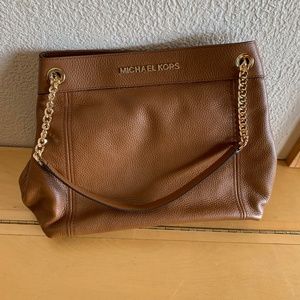 Michael Kors Jet Set Large Leather Chain Shoulder